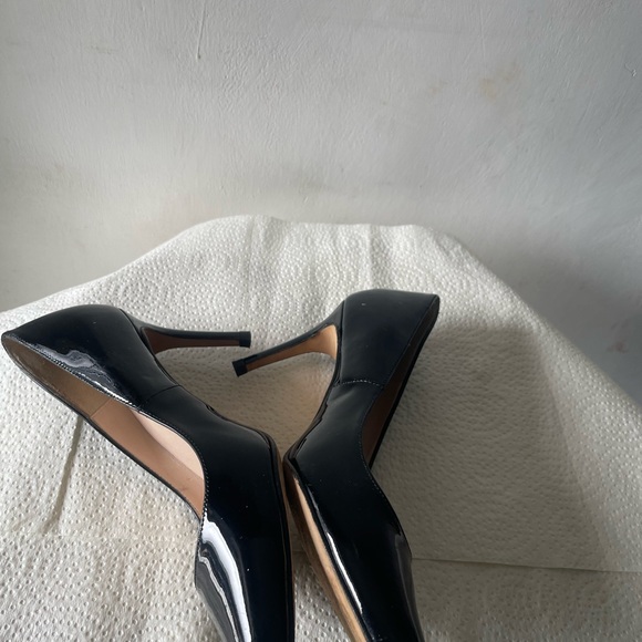 ❤️BIG SALE❤️Chic Black Russell & Bromley Patent Leather Pumps - Picture 8 of 10